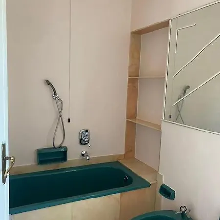 Villa Rita Fronte Campo Golf Sanremo